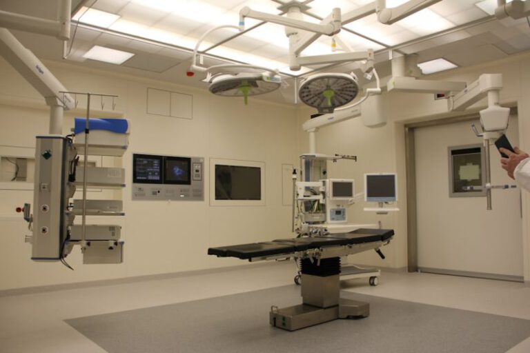 Robotic Surgical Systems: Enhancing Precision in Operations