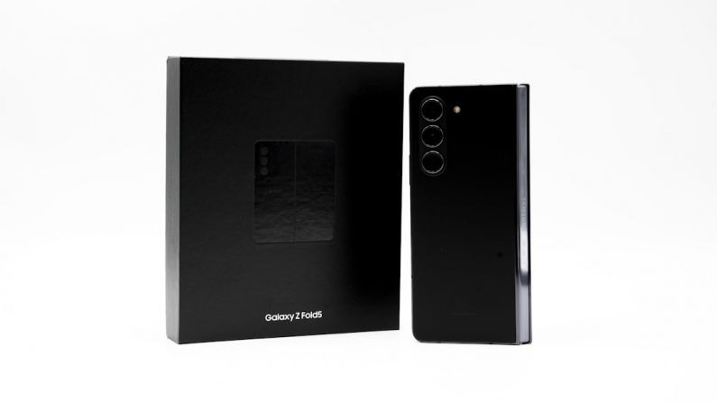 Foldable Phone - the back of a cell phone in a black box