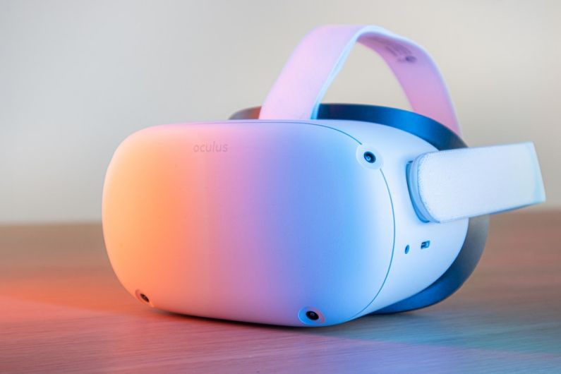 VR Headset - pink and white vr goggles